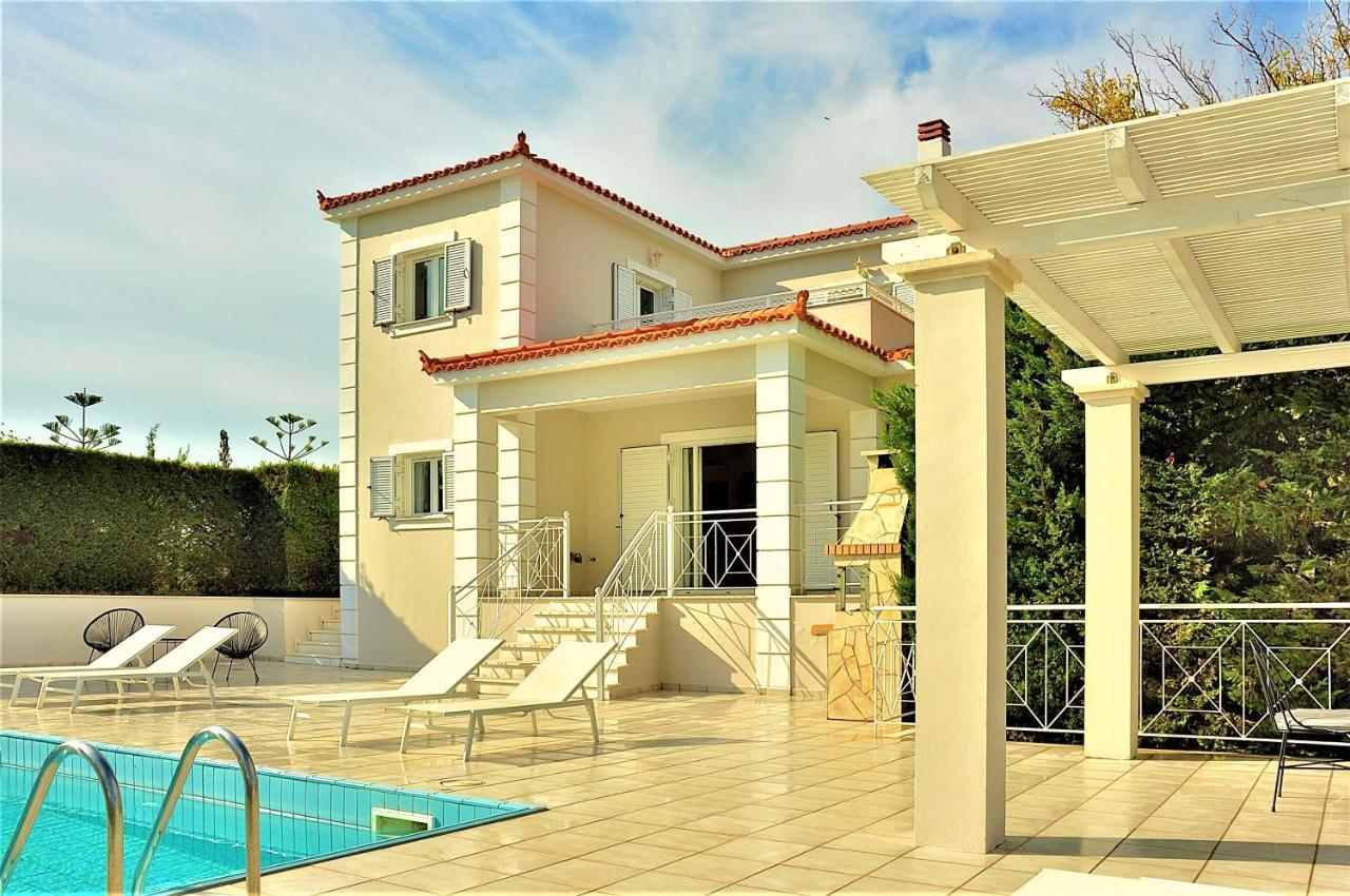 Sea Wave Villa Kefaloniaprivatevillas Τραπεζάκι Εξωτερικό φωτογραφία