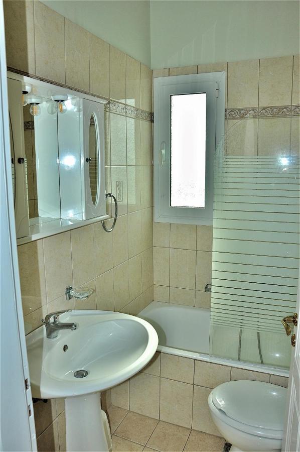 Sea Wave Villa Kefaloniaprivatevillas Τραπεζάκι Εξωτερικό φωτογραφία